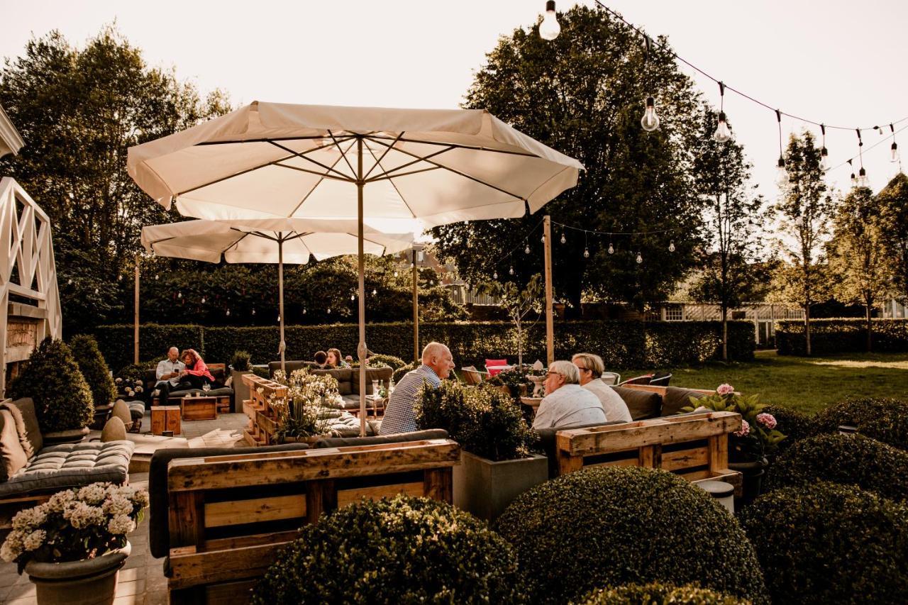 B&B 'T Kasteel & 'T Koetshuys Veurne Exteriör bild